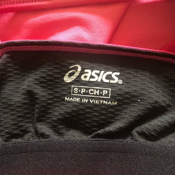 ASICS Workout tank with built in bra - Picture 4 of 4